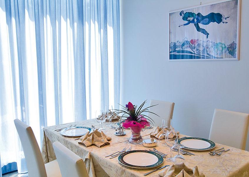 צ'סנטיקו Renzo Hotel מראה חיצוני תמונה